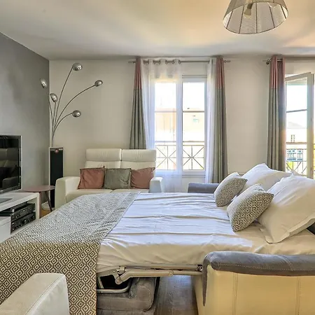 Les Scandinaves Апартаменты